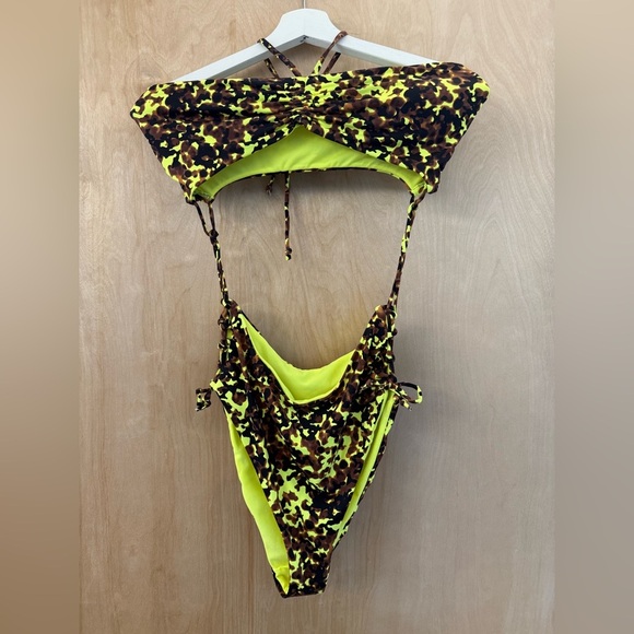 Bikini Labs Stylish Multicolor Women's Monokini Swimwear - Picture 5 of 15